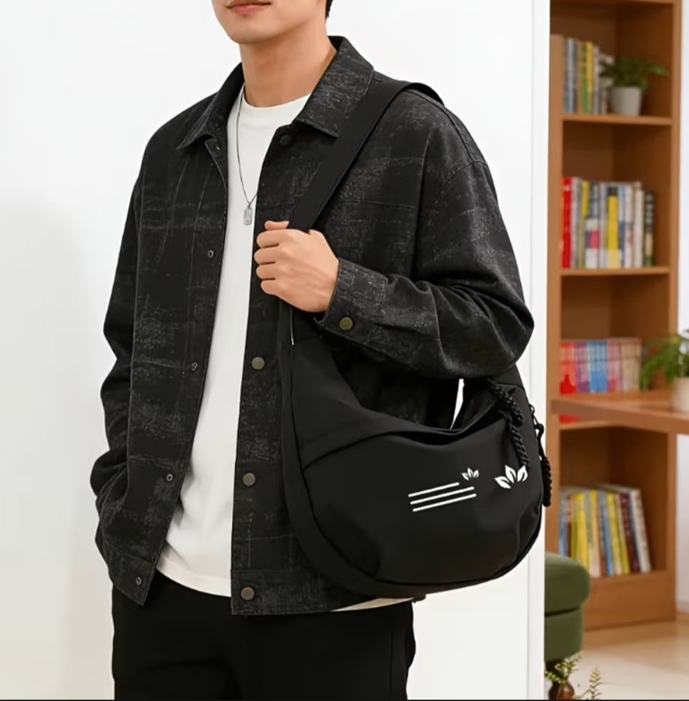 Petal Pattern Shoulder Bag