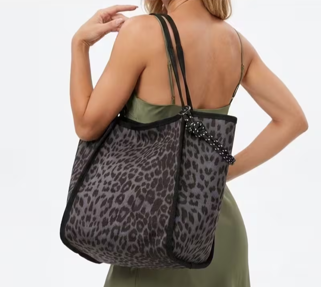 Large Capacity Shoulder Bag