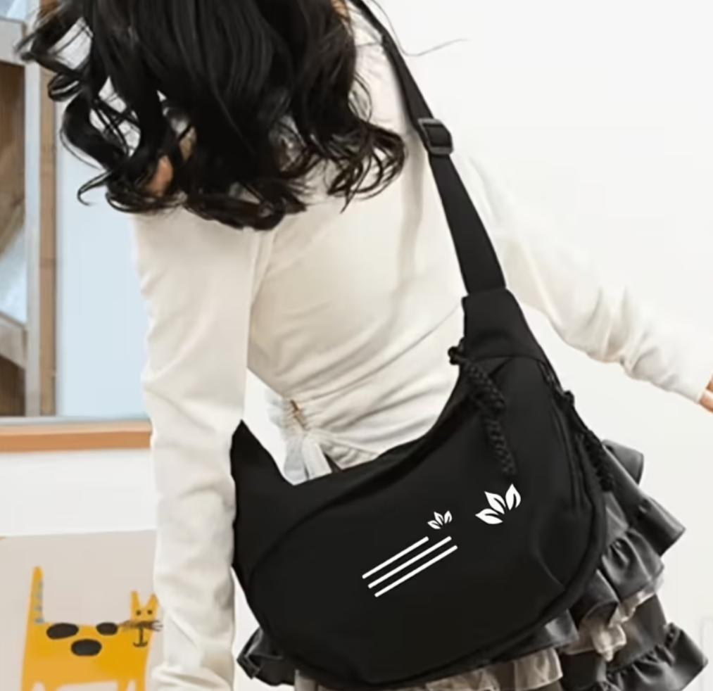 Petal Pattern Shoulder Bag